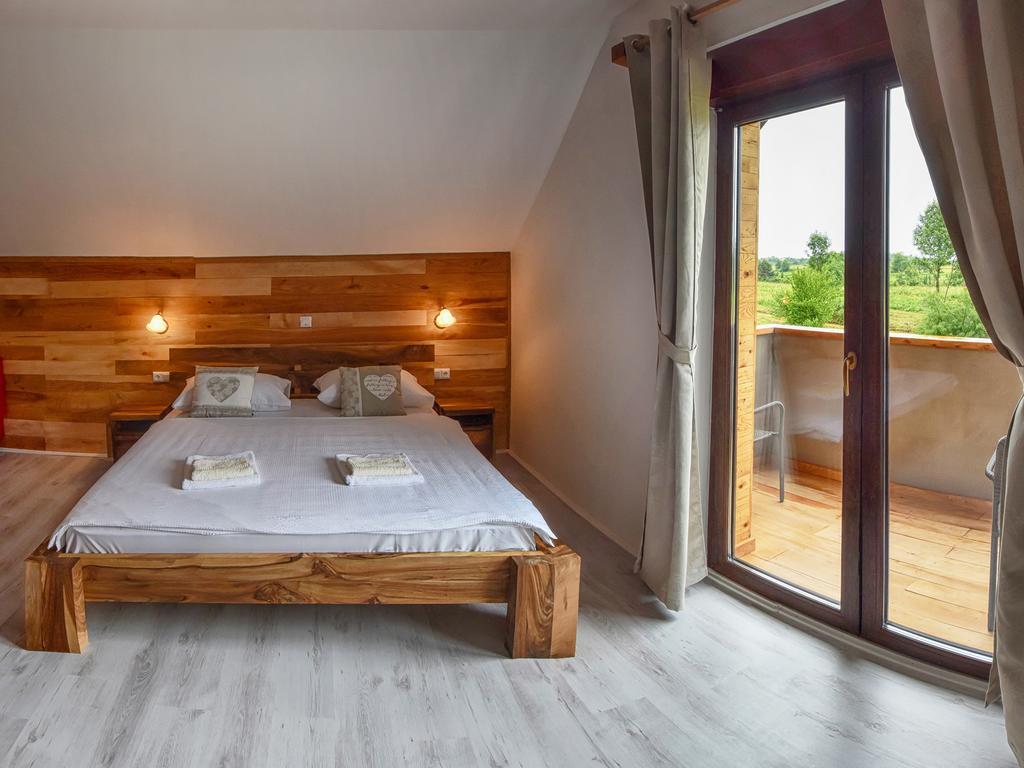 Villa Stone Раковица Экстерьер фото