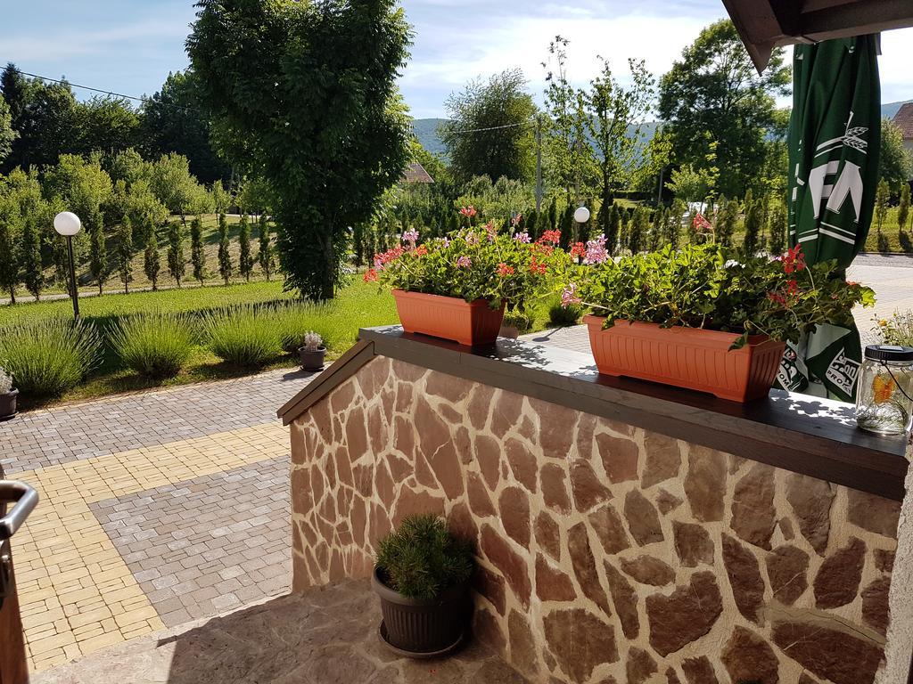 Villa Stone Раковица Экстерьер фото