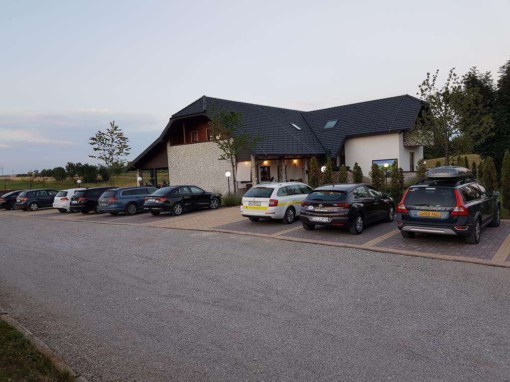 Villa Stone Раковица Экстерьер фото